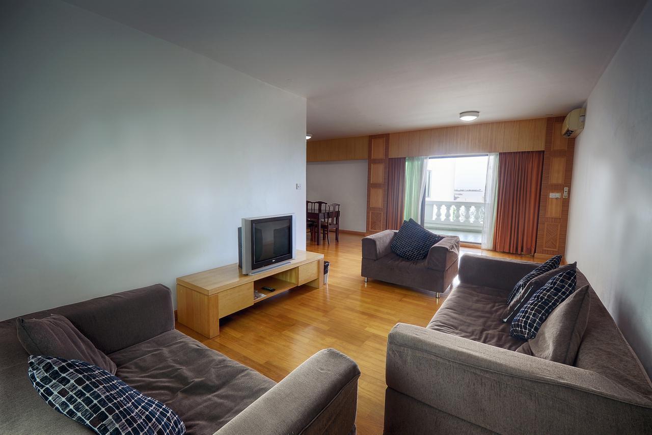 Imperial Suites Бинтулу Экстерьер фото