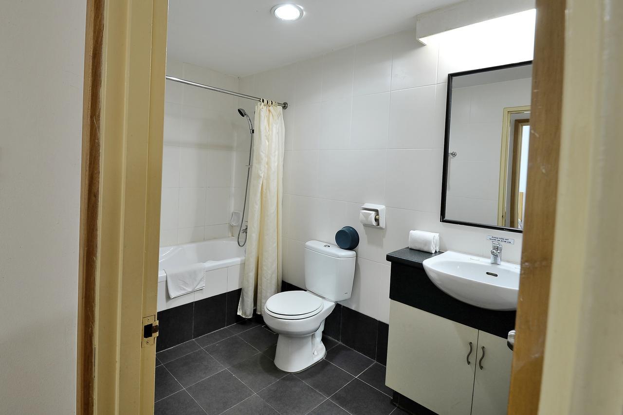 Imperial Suites Бинтулу Экстерьер фото
